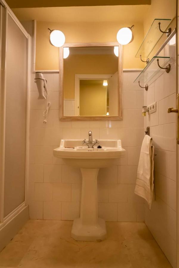 San Antonio Donkey Apartment Севиля Екстериор снимка