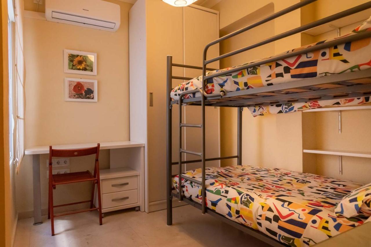 San Antonio Donkey Apartment Севиля Екстериор снимка
